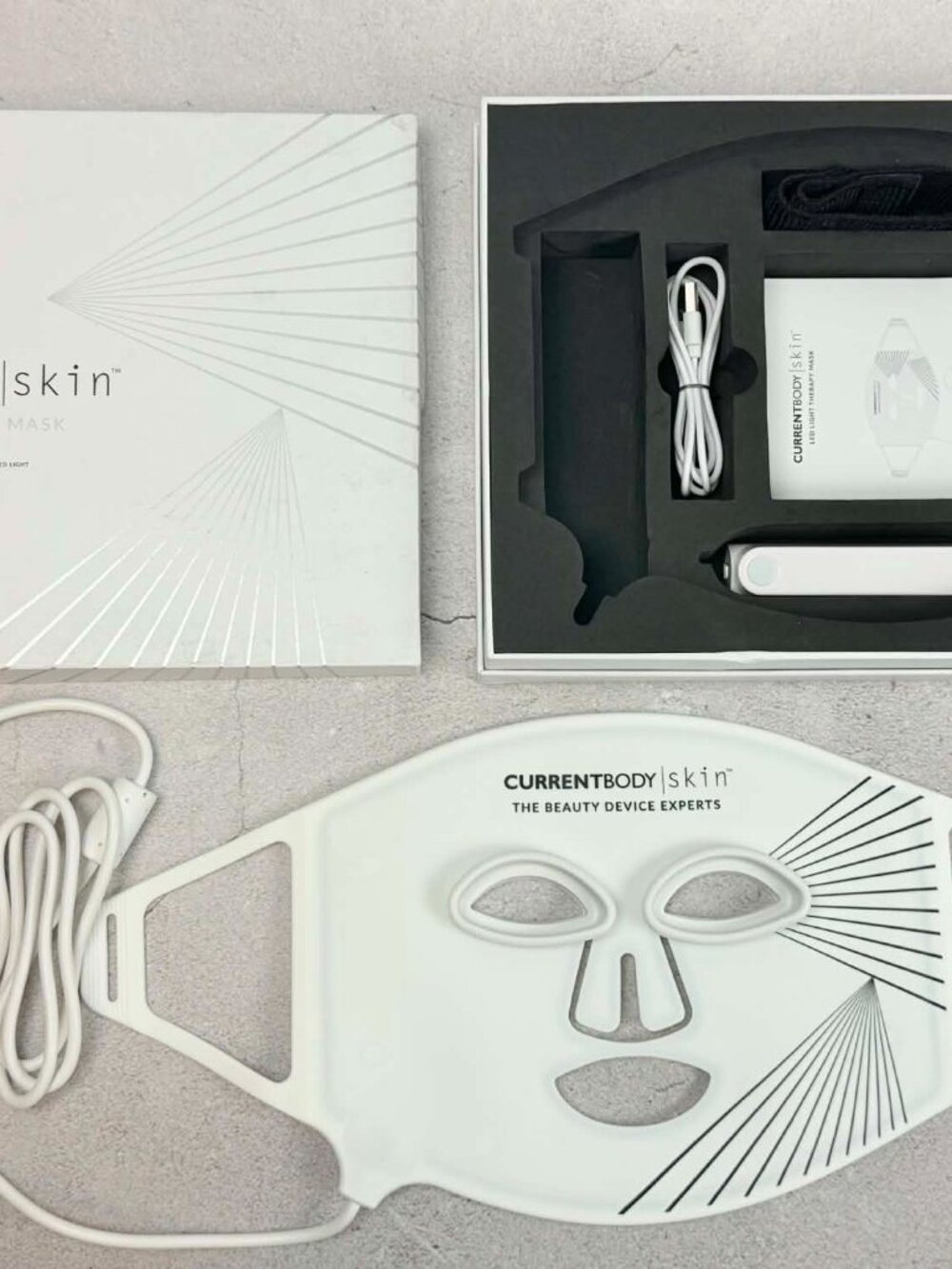 CurrentBody Skin LED Light Mask - Picture 3 of 11